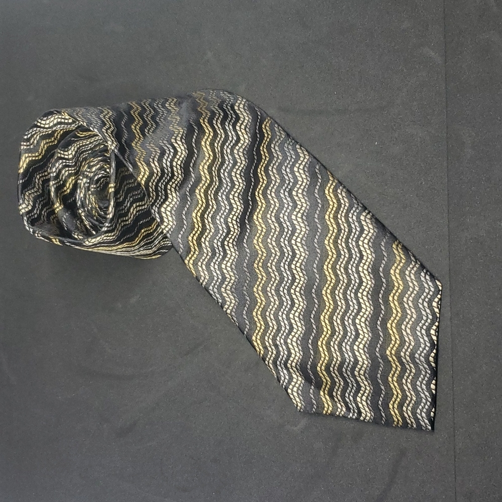 Dockers dupont treated silk tie